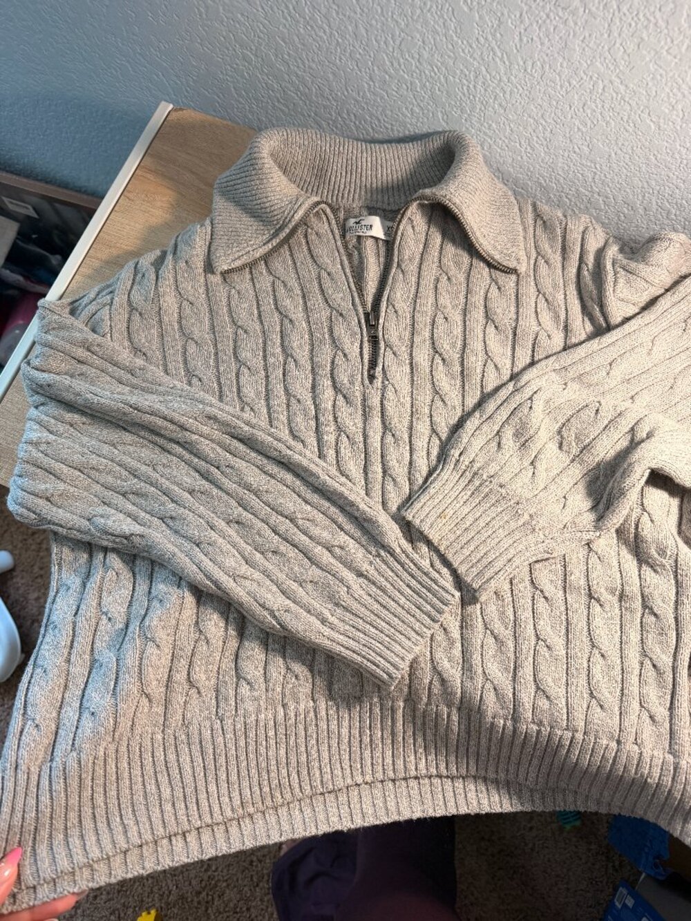 Hollister Gray cable knit quarter zip sweater